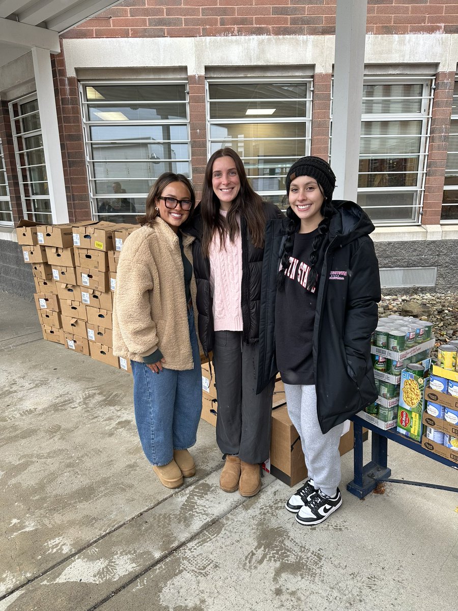 Youngstown State WBB🐧 tweet media