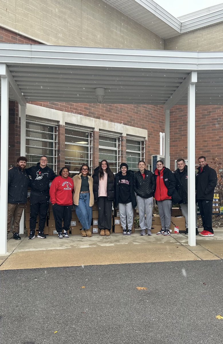 Youngstown State WBB🐧 tweet media