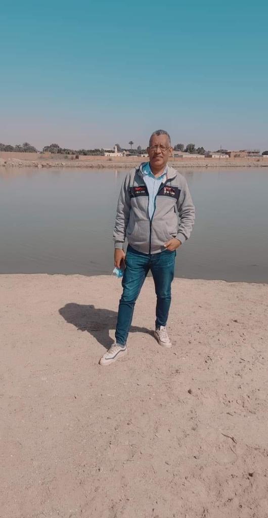 نحن دائماً بحاجة لمن يأتي الينا من تلقاء قلبه .🩷