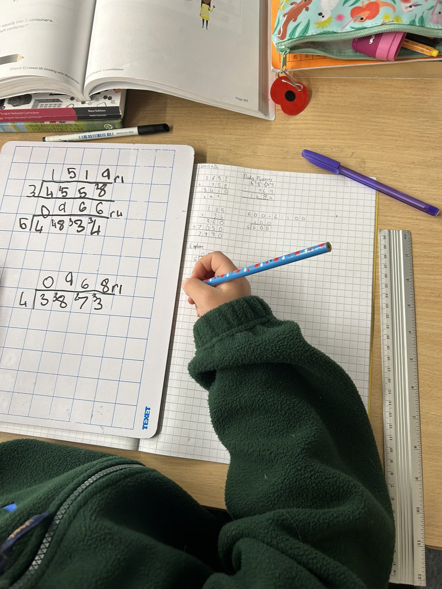 M5BPEF's tweet photo. We have been working together to solve division using the bus stop method this week➗ https://t.co/IxfjWHrG5X