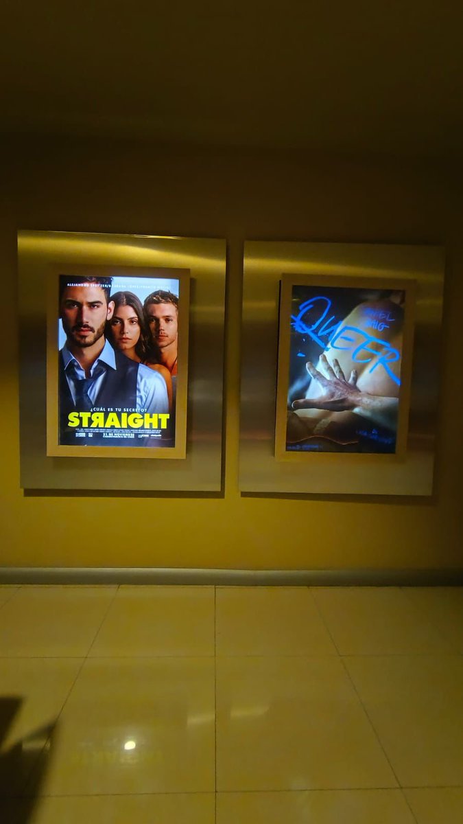 elapanco's tweet photo. Cinepolis dijo: 🏳️‍🌈🏳️‍🌈🏳️‍🌈🏳️‍🌈

#Straight. Ya en salas, cortesía de @CinepolisDist 🍿. Es cine mexicano🇲🇽
#Queer. 12 de diciembre en cines, vía @mubilat https://t.co/Mc395crSiS