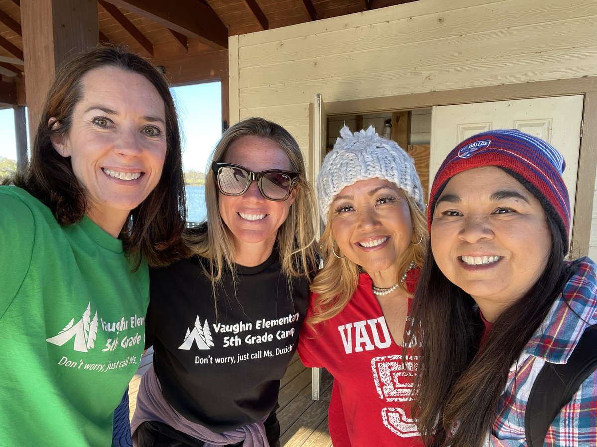 5thgradecamp24's tweet photo. Our amazing chaperones! @VaughnElemFISD https://t.co/2giNAMQskO