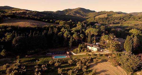 GutyeSimone's tweet photo. Check out our latest post featuring Villamena Resort, Assisi, Umbria. This exceptional venue is ideal for vacations as well as for organizing weddings!
https://t.co/fQpNsWjsYO
#weddingvenue #weddinginumbria #weddinginitaly #weddinginspiration #weddingplanning #weddingintuscany https://t.co/ltkniXzmqb