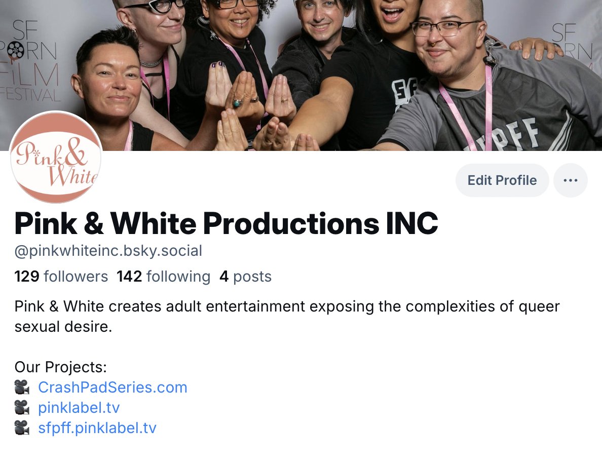 Pink & White tweet media