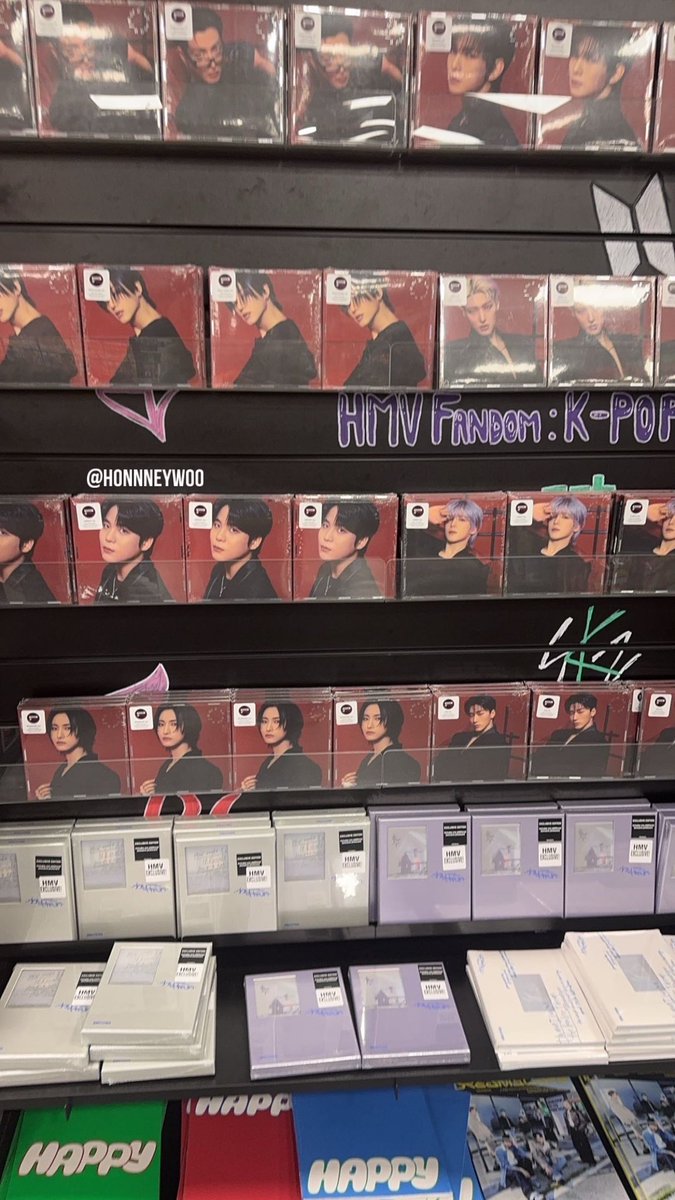 honnneywoo's tweet image. HMV Glasgow (UK) on Argyle Street!! + the cafe event!! 
the amount of money I spend whenever I go in here 🥹💸💸

#MyLocalHMV #hello82 #82giveaway @hello82official @hello82EUROPE 

(📍 Unit 5/6, Lewis&apos;s Bldg, Argyle St, Glasgow G2 8AD)