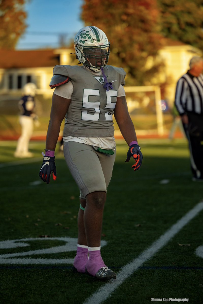 Justin Hogan
Full Senior Szn Highlights!!
25+ tackles
8+ TFL’s
3 Sacks
1 Forced Fumble/Fumble recovery 

D: hudl.com/v/2QnttG
O: hudl.com/v/2QuB2L

<a href="/CoachSkibba/">Lucas Skibba</a> <a href="/CoachMoore_99/">Sean Moore</a> <a href="/Coach_Lebeau/">Jason Lebeau</a> <a href="/CoachWest5/">CoachWest</a> <a href="/Coach_ARob_/">Adam Robinson</a> <a href="/CoachGTassone/">Gino Tassone</a> 
<a href="/CoachGrigs619/">Kerry Grigsby</a> <a href="/CoachElmore70/">Tyler Elmore</a>