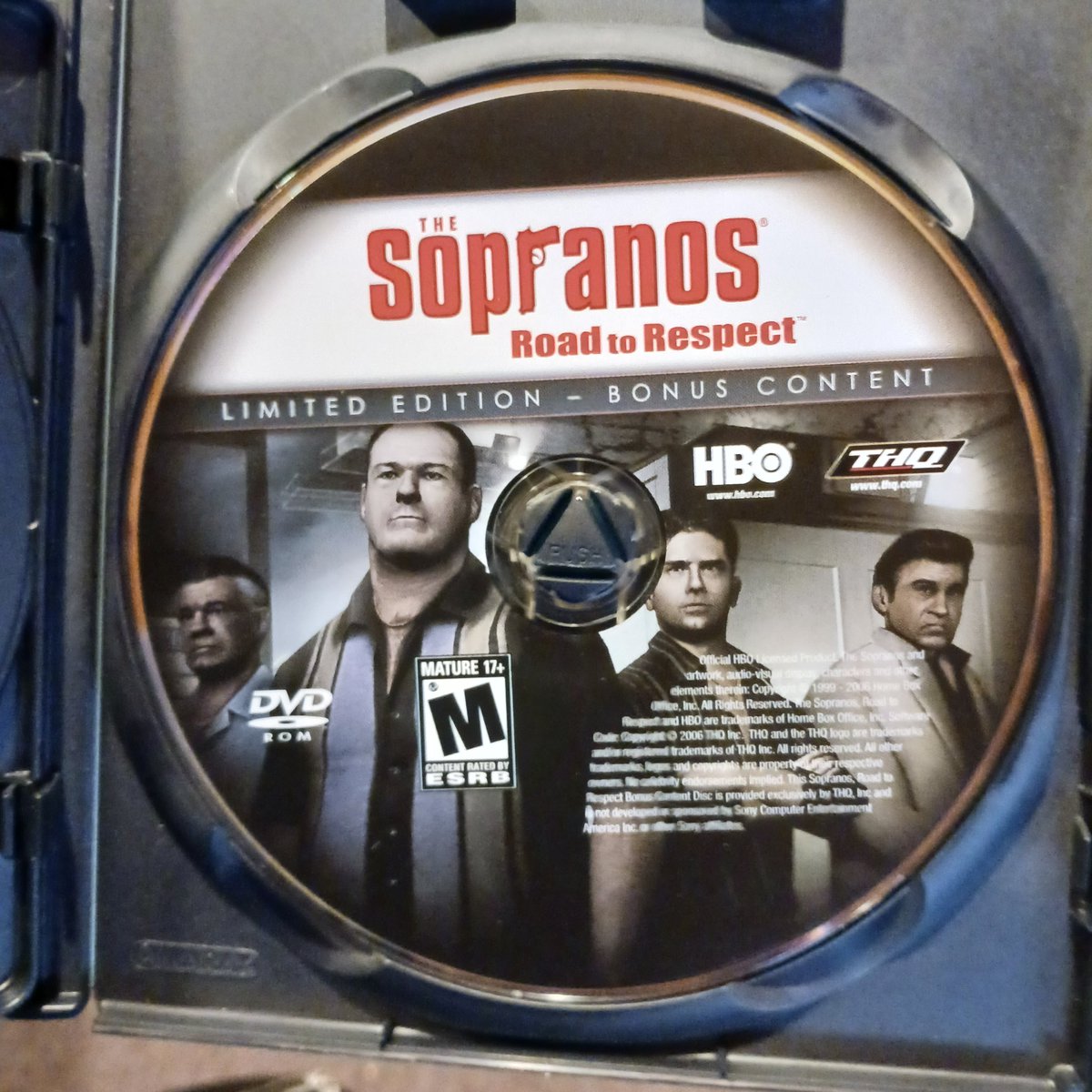 coopercastille's tweet photo. The best part about this copy of the game is that it shipped straight from New Jersey #thesopranos #roadtorespect #ps2 #limitededition https://t.co/kMTHasA37q
