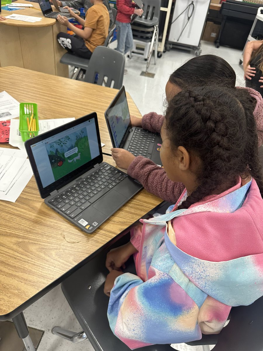 MrsNorrisSTEM's tweet image. Third graders are working on coding animations in @GoogleForEdu #csfirst to teach others about animal adaptations 🦊