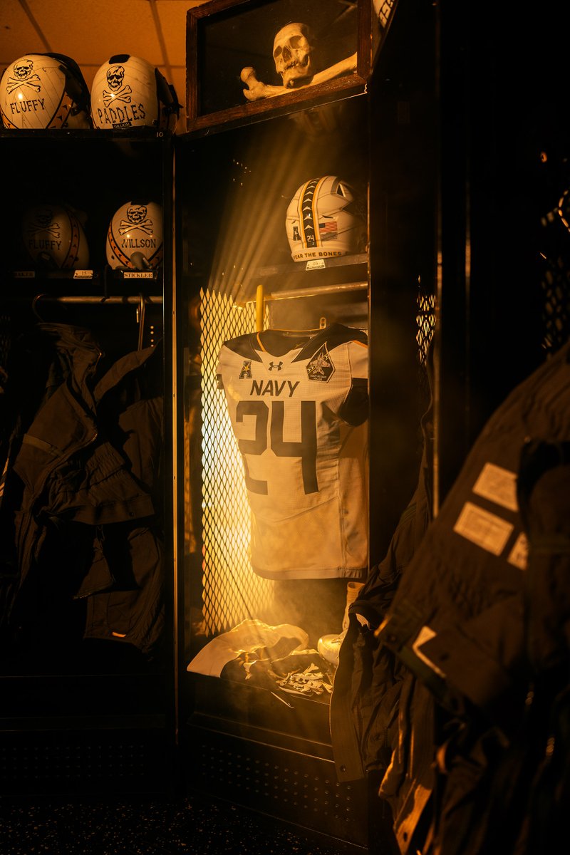NavyAthletics's tweet photo. No matter the locker room the mission remains the same... VICTORY

#JollyRogers | #BeatArmy https://t.co/5WFl0Tj0o9