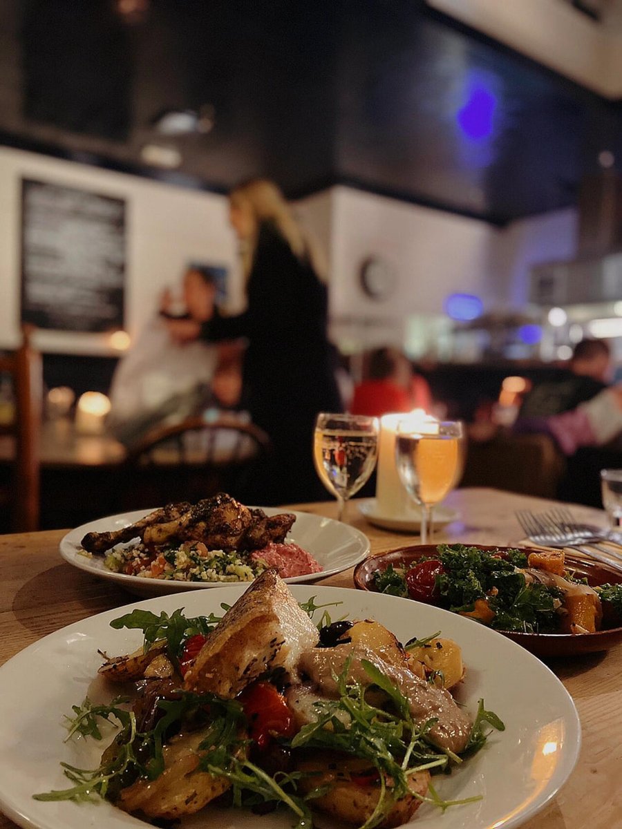 KfteK's tweet image. The food was unexpected and delicious. On such a night, everything was just right. 🍴✨