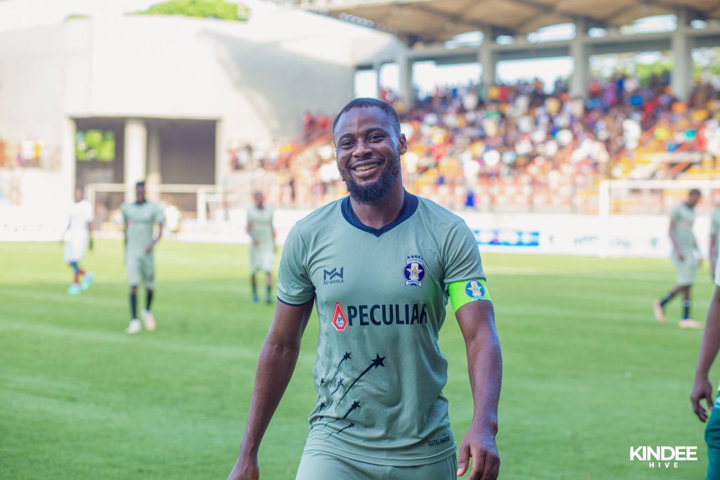 AnthonyOkachi's tweet photo. That smile says alot 😊😤 https://t.co/MGs295fgll