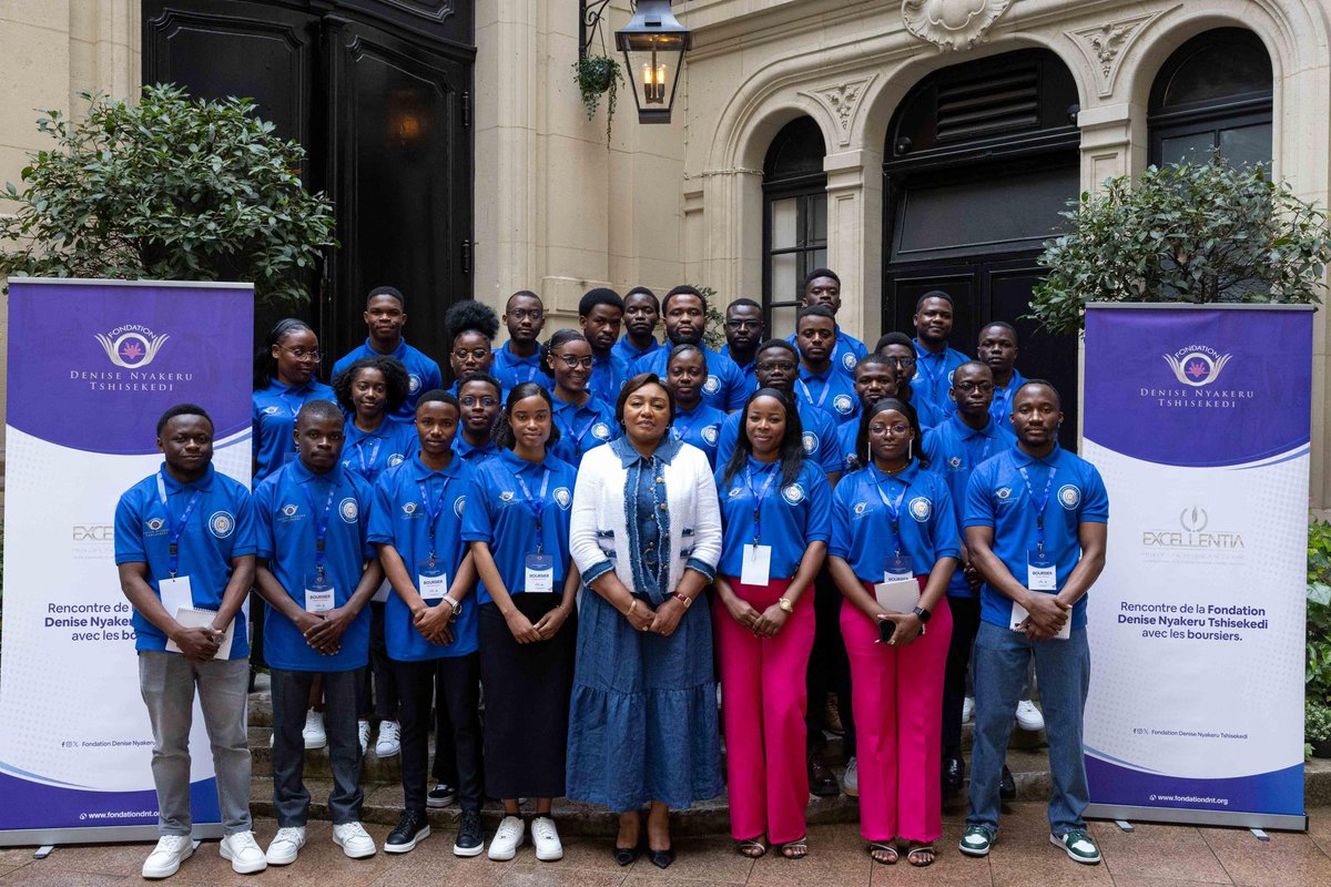DeniseNyakeru's tweet photo. Un rêve devenu réalité : nos boursiers Excellentia brillent au niveau national et à l’international ! 🌟🎓

Demain, à Rennes, en France, j'aurai l'honneur et la fierté d’assister à la cérémonie de remise des diplômes de licence en Coordination de Projets Alternatifs et Solidaires pour les 26 boursiers de la première promotion de l’Académie Internationale de Management Excellentia (AIME).

Ces jeunes ont accompli un parcours exceptionnel. Grâce au programme Excellentia, ils ont entamé leur formation par deux années exigeantes en ligne, à Kinshasa, avant de s’envoler pour la France, où ils ont bénéficié d’une immersion académique de haut niveau. Aujourd’hui, ils franchissent cette étape importante, forts d’une excellence qui transcende les frontières et porteurs d’une vision pour le Congo et pour le monde. 🌟🇨🇩

Ce programme, fruit d’un partenariat inédit entre la Fondation Denise Nyakeru Tshisekedi @FondationDNT et le Campus The Land à Rennes, démontre que l’éducation, l’excellence et la solidarité ont le pouvoir de transformer des vies et d’inspirer des générations entières.

Chers diplômés, vous êtes la preuve que le travail, la persévérance et l’engagement peuvent nous conduire vers des sommets inimaginables. Vous incarnez l’espoir et l’avenir de notre pays. En tant que Première Dame, mais surtout en tant que Congolaise, je suis immensément fière de vous. ❤

À tous ceux qui croient en l’éducation comme un levier de transformation, poursuivons nos efforts pour soutenir ces initiatives qui permettent à notre jeunesse de réaliser son plein potentiel. Ensemble, nous construisons un Congo plus fort et une jeunesse plus confiante.

Osons l'Excellence, façonnons l'élite congolaise de demain.