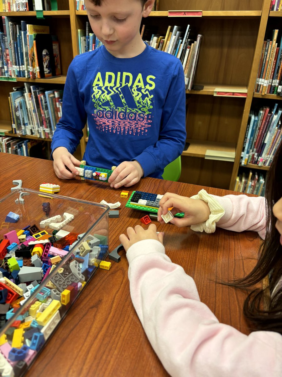 oplibrarynpsd's tweet photo. Ss in @kristendalton_ practiced #DesignThinking in response to @peterhreynolds #OurTable. They designed ,and talked about, the tables they made, inspired by Violet! https://t.co/W021tTwzoW