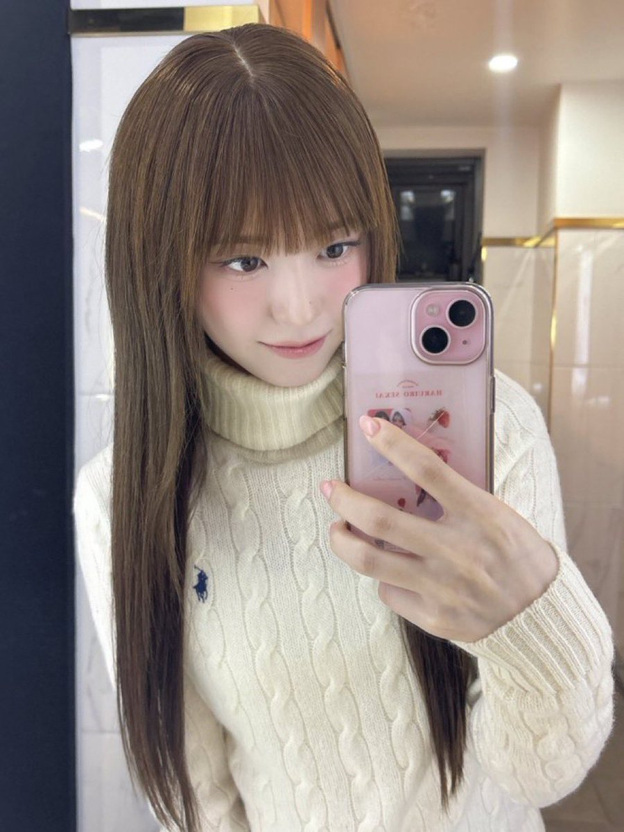 mameldans's tweet photo. Winter is for her https://t.co/Ivft8IaSAM