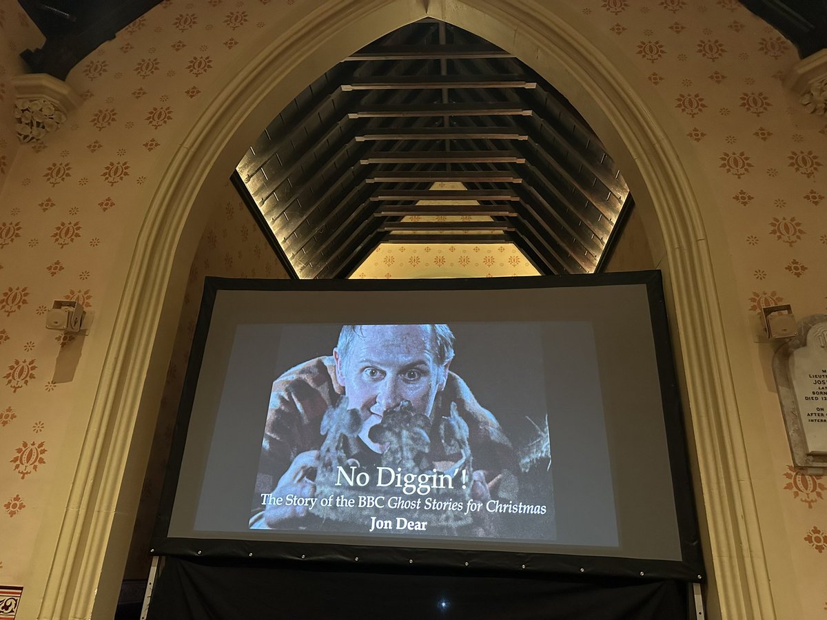 Darren Scott tweet media