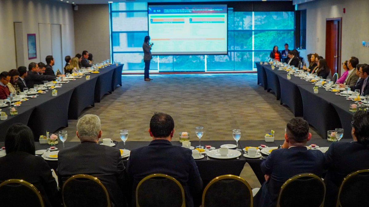 🌟🔬 Impulsando la innovación en salud para Bogotá 🌟

David Bigio, Director del Departamento de Ingeniería Biomédica de Uniandes, forma parte del Comité Estratégico de Ciencia, Tecnología e Innovación en Medicina y Ciencias de la Salud de Bogotá.