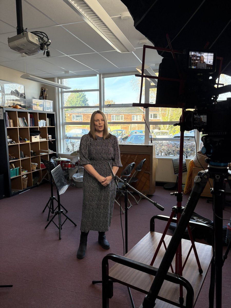 Charlotte Clowes tweet media