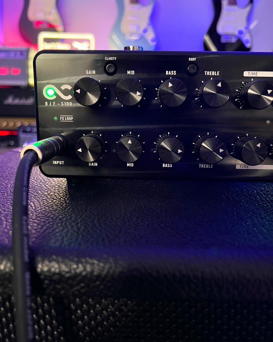 TomoJustFunky's tweet photo. My favorite amp @OneControlJp BJF-S100 with @stringdriver 2-12s cabinet. I use this amp for my China mini tour! Great consistent tone! Love it!
#onecontrol #bjfs100 #solidstate #guitaramp #amphead #tomofujita #stringdriver #amphead @tomokazkawamura https://t.co/NrCMRKAD6C