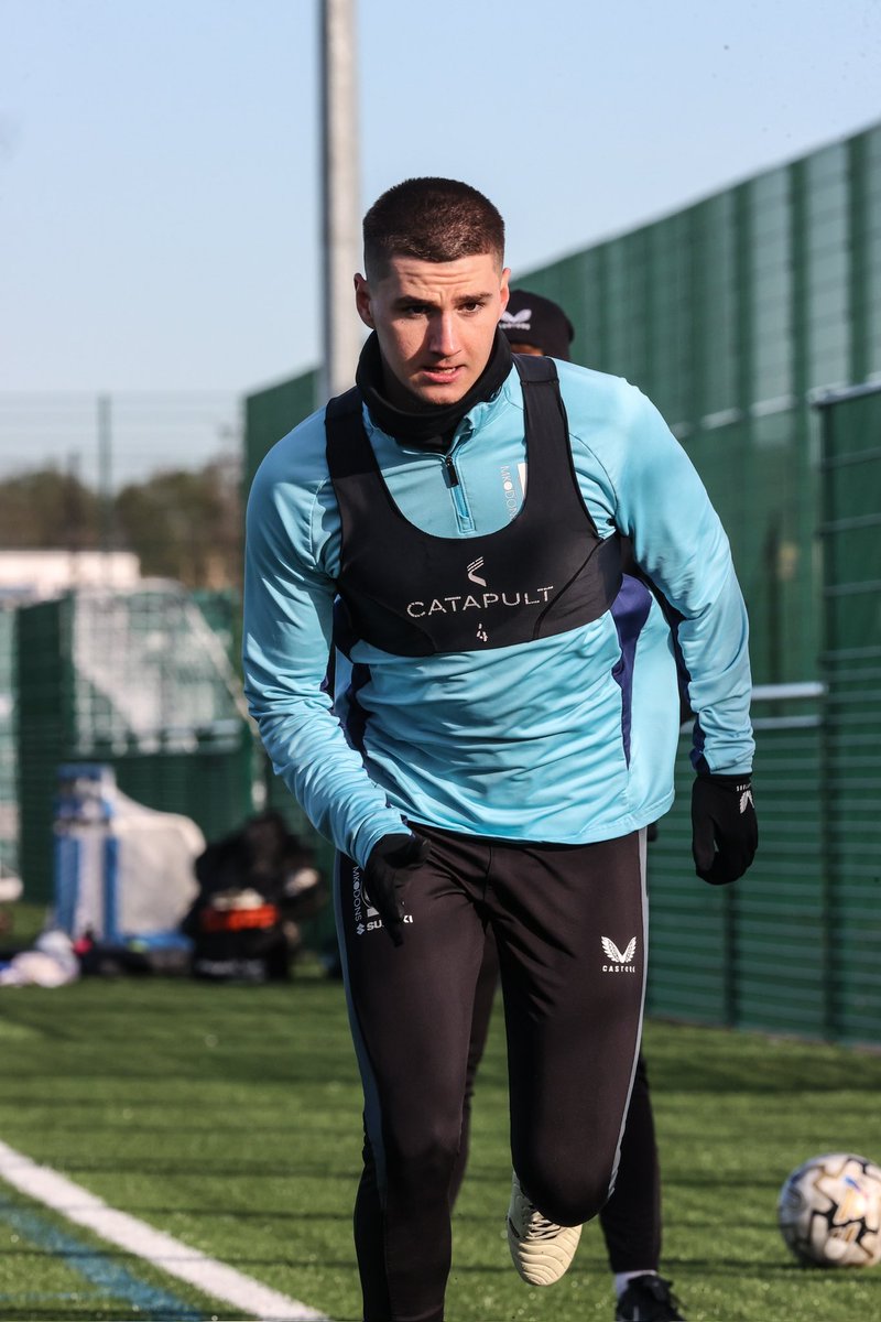 sandmanjohn75's tweet photo. 10 months of hard work, mental strength and determination, nearly there son looking strong 🧤⚽️ https://t.co/rO8MtpU0jX