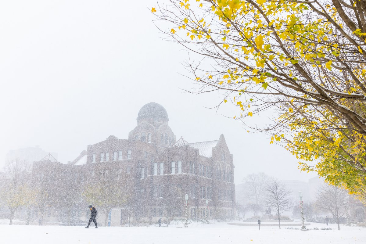 Loyola University Chicago tweet media