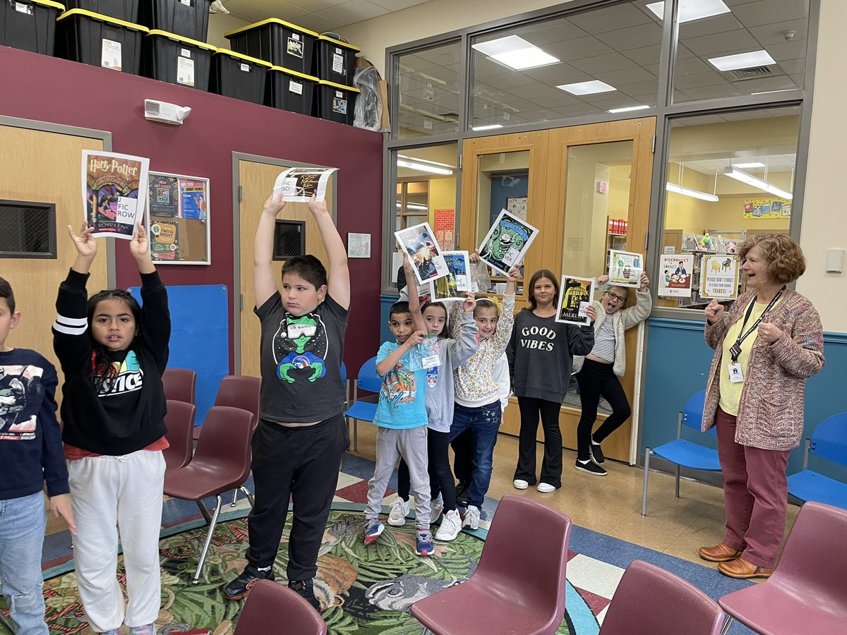 Maureen Tighe tweet media