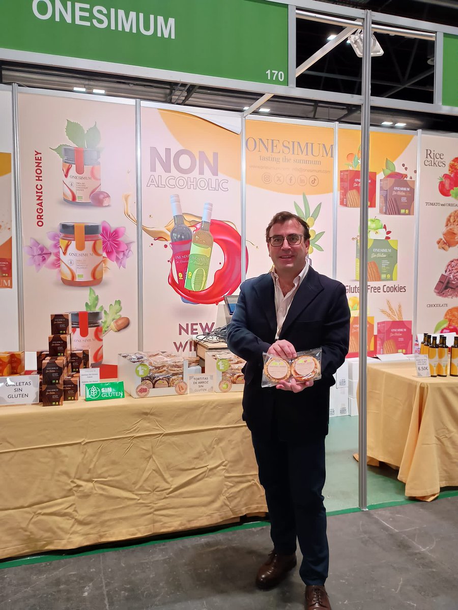 joaquinbuch's tweet photo. #BioCultura Madrid 2024 Ifema
@Onesimumcom 
@IFEMA 
@biocultura 
Expectacular edición con clientes y amigos. Un no parar!! https://t.co/ft5Du6nUz6