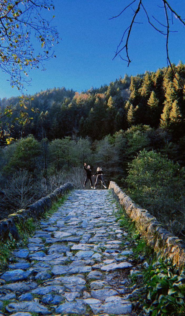 gamzedilaverr's tweet photo. Sevdiğiniz bir beyle Karadeniz’in eşsiz doğasının tadını çıkarın.📍 https://t.co/PQLJYu1F8y