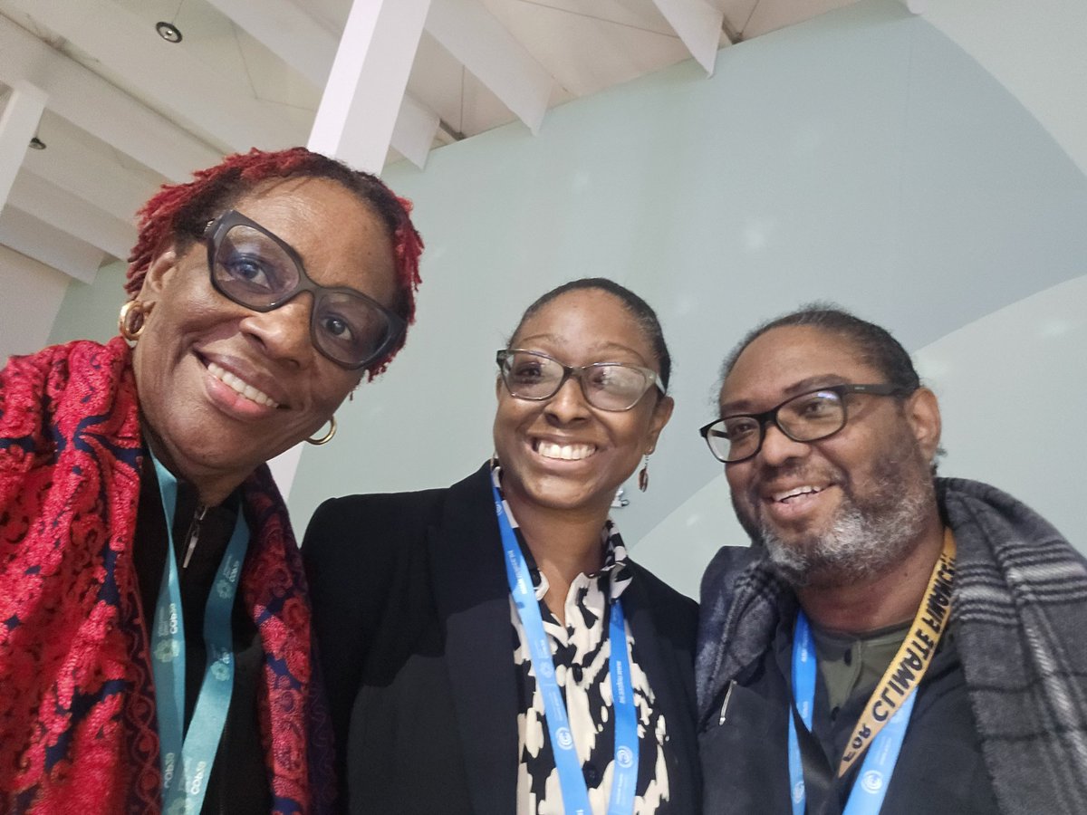 UnaMay Gordon (@gemgord) on Twitter photo Best thing to do right now is to exit stage left. #ByeBAKU #ByeSistreniBredren <a href="/KerriciaH/">Kerricia Hobson 🇬🇩</a> Best thing to do right now is to exit stage left. #ByeBAKU #ByeSistreniBredren <a href="/KerriciaH/">Kerricia Hobson 🇬🇩</a>
