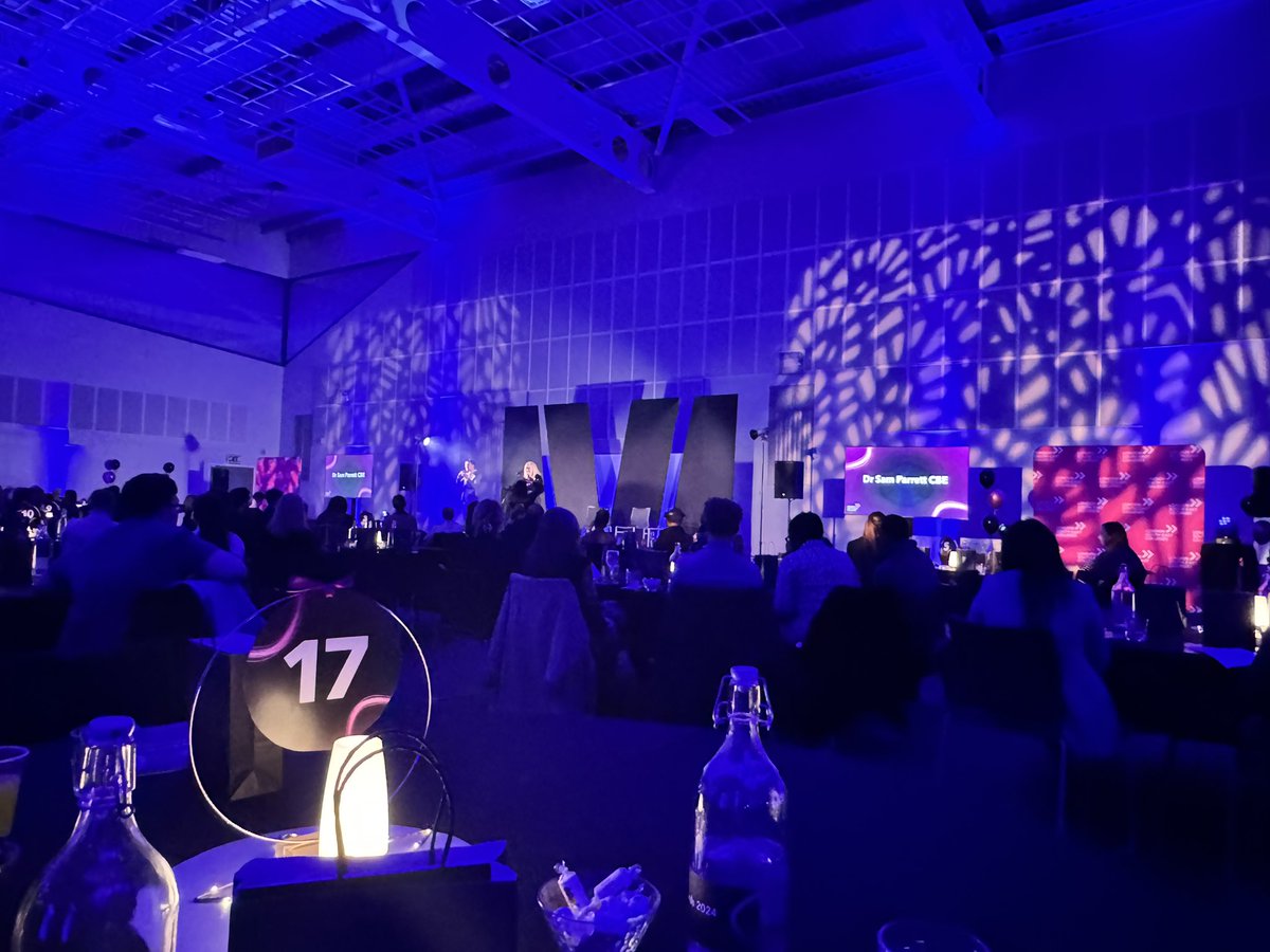 Neil Coates tweet media