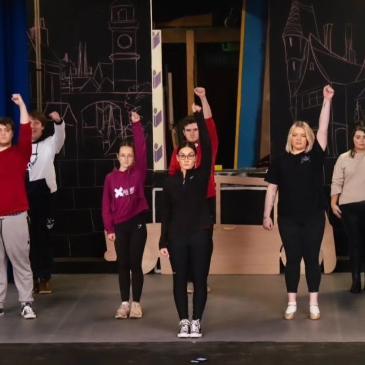 Neath Little Theatre tweet media