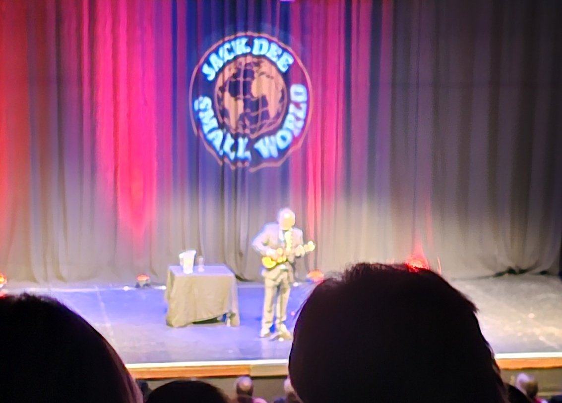 steve_garelick's tweet photo. Ella & I were @ #backthebeck Theatre tonight to see the phenomenal Jack Dee with an excellent second Jack as a warm-up act. Shows like this give good reason why the Beck must not close even briefly. https://t.co/2r6ojbCy1i