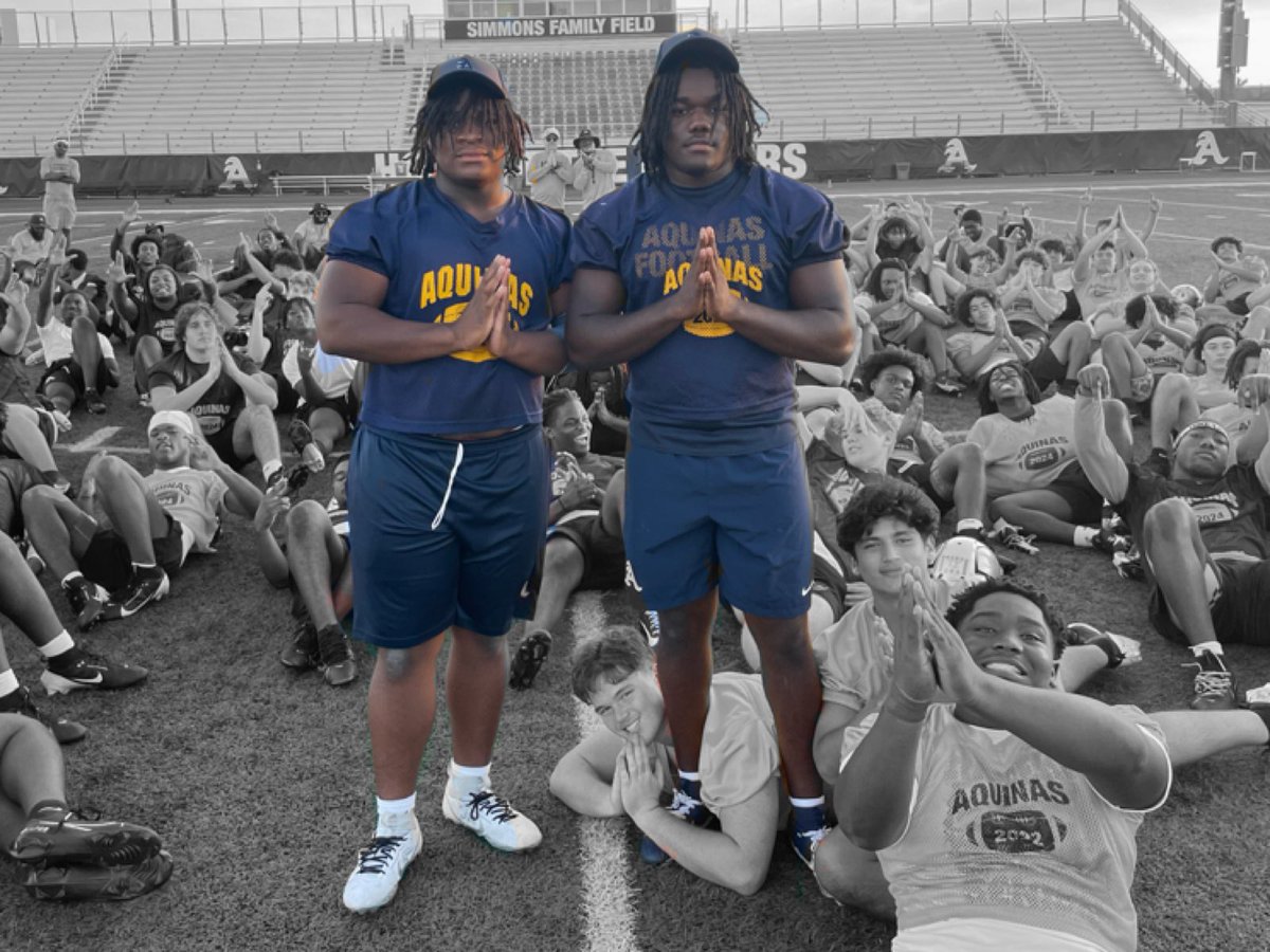 Aquinas Football (@sta_football) on Twitter photo 🔹🔸CAP AWARD🔸🔹
<a href="/ChristienMoreau/">Christien Moreau</a>
<a href="/lantz_pascal/">Lantz Pascal</a>
🔸Character
🔹Attitude
🔸Performance
#FTF
#Brotherly_Love
#YouGoWeGo
<a href="/CoachHarriott/">Roger Harriott</a> 🔹🔸CAP AWARD🔸🔹
<a href="/ChristienMoreau/">Christien Moreau</a>
<a href="/lantz_pascal/">Lantz Pascal</a>
🔸Character
🔹Attitude
🔸Performance
#FTF
#Brotherly_Love
#YouGoWeGo
<a href="/CoachHarriott/">Roger Harriott</a>