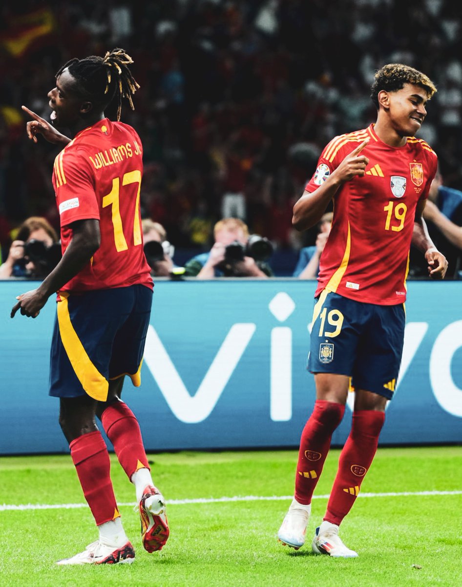 FCB World tweet media