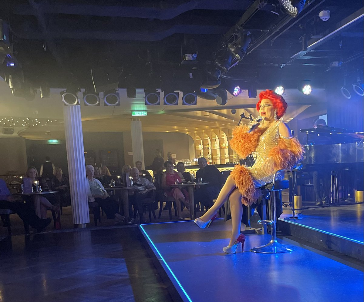 ntilling's tweet photo. #TeamLaVoix all the way! @dragraceukbbc 
If you’re lucky enough to get tickets to her show, go! @LaVoixTheShow is INCREDIBLE live!! https://t.co/R2vEV0r0Lm