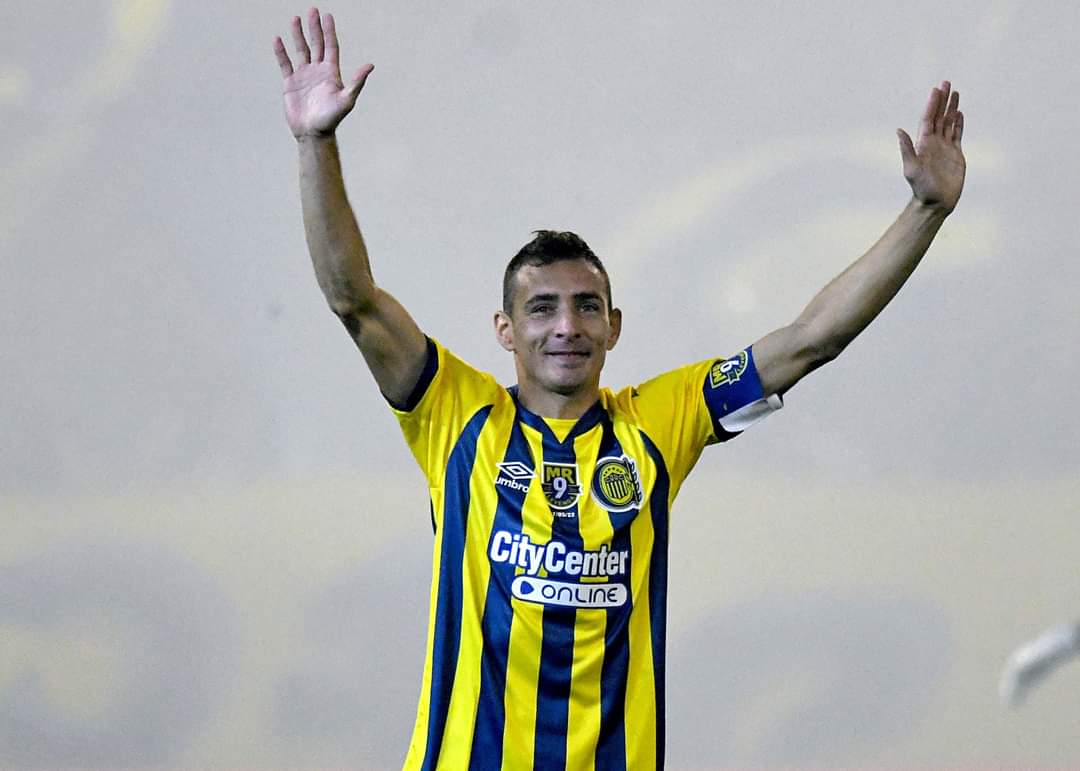 Negris Peralta⚽👠 #FeminismosParaVivir💜💚 #EsLey tweet media