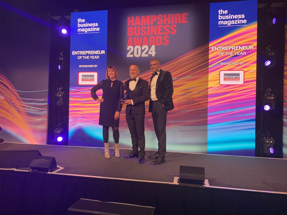 TheBusinessMag's tweet photo. Rob Collard of Collard Group comes out on top as the Entrepreneur of the Year! 🏗️🏆 

@collardgroupltd @HCSolicitors #HBA24 #hampshire #hantsnews #hantshour #entrepreneurship #construction #awards #events #businessnews #businessintelligence 
https://t.co/TAGEQzwBby https://t.co/nxPvVTmD3x