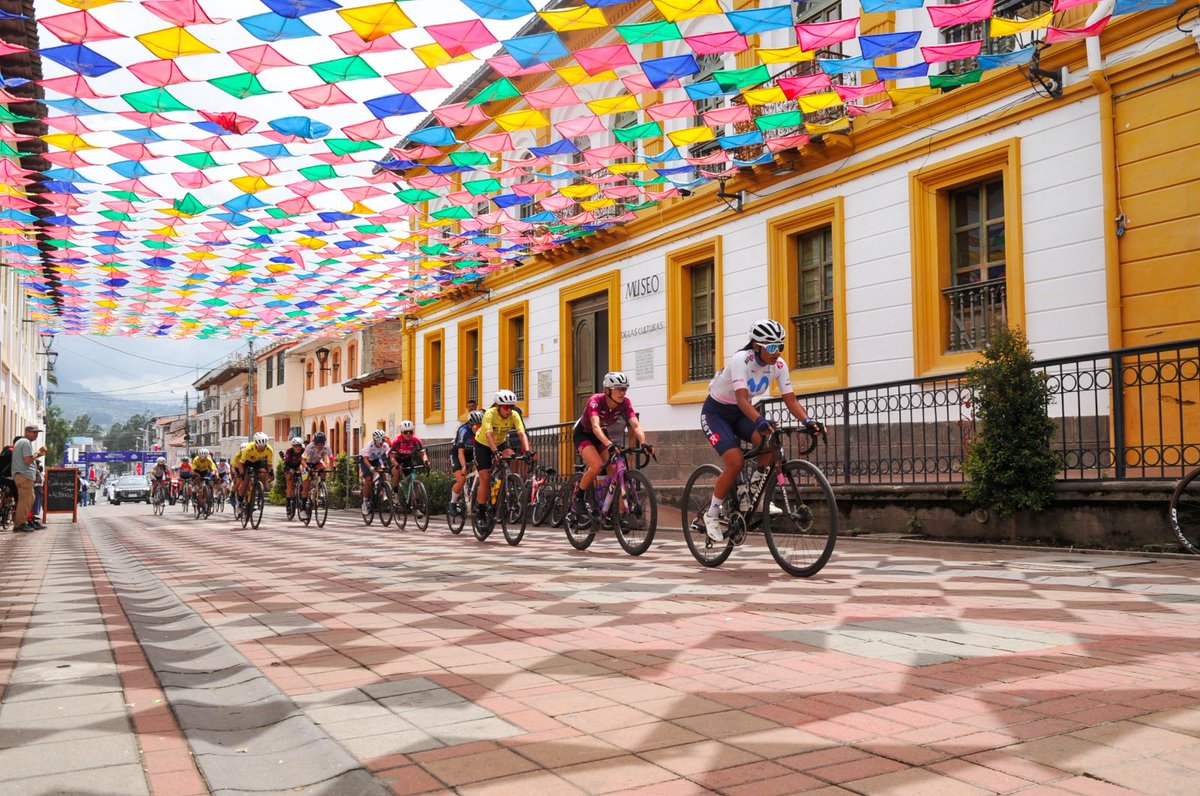 TeamBestPC's tweet photo. #VCFE🇪🇨🚴🏻♀️, Día 1️⃣: Empezamos con el protagonismo de Natalia Vásquez Amaya y Marcela Itzae Peñafiel: 🥇y 🥈en la clasificación Sub 23.
Mañana 82 kilómetros con salida y llegada en Cotacachi, con ascenso al ‘Taita’ Imbabura.
@MovistarEC
#BestPC
@UPHONEECUADOR https://t.co/jjspMVR3PF