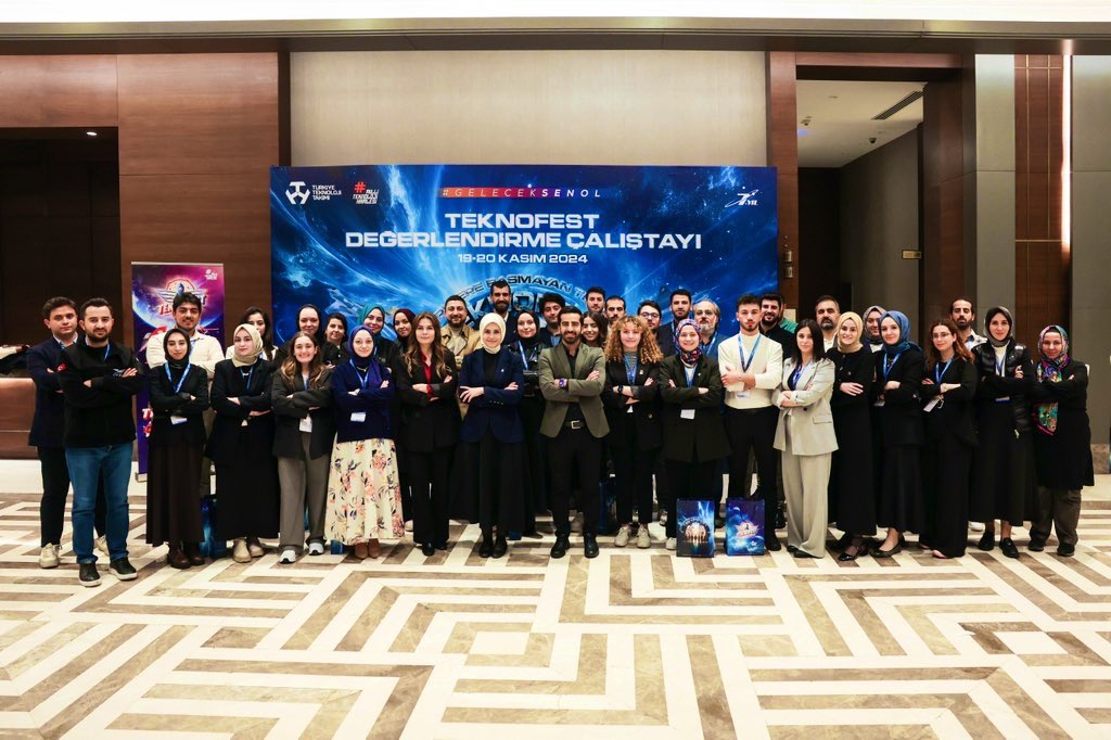 TEKNOFEST Çalıştayı’nda, TEKNOFEST’in güçlü yanlarını ve gelişime açık alanlarını istişare ederek, geleceğe yönelik adımlarımızı belirledik. 

Çalıştaya katkı sağlayan paydaşlarımıza, gönüllülerimize, sektör temsilcilerimize teşekkür ederiz.

🗓️19-20 Kasım

#TEKNOFEST