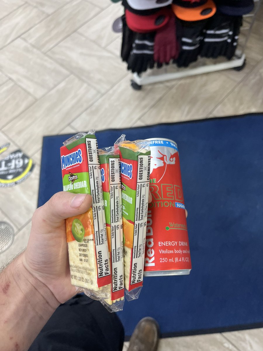 trev0rwb's tweet photo. https://t.co/UVJKA06z3w