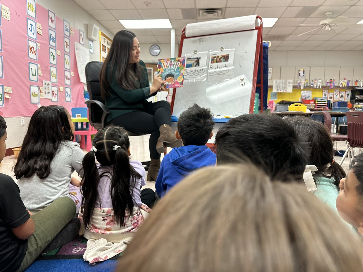 Mrs•Gomez tweet media