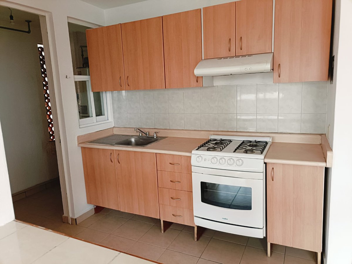 HabitadKw's tweet photo. Tu Nuevo Hogar en La Pradera, Cuernavaca $2,300,000
3 amplias recámaras, 2 baños completos, y acabados contemporáneos ideales para el confort de una familia.
Amenidades destacadas:
Alberca, jardín y roof garden

Garage amplio para 2 autos y bodega
Seguridad 24/7 https://t.co/TWykZfsF2s