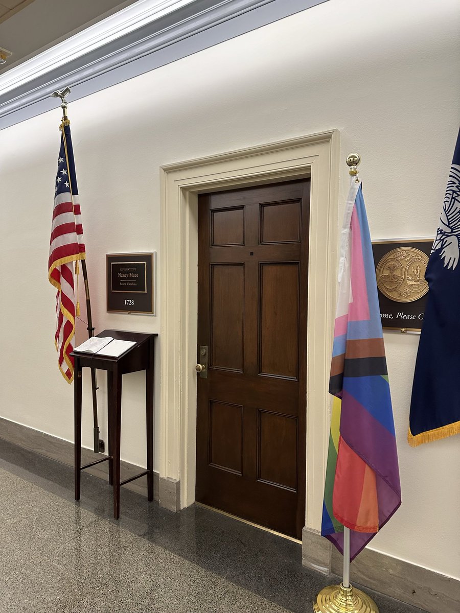 sarahnferris's tweet photo. Spotted by a source: LGBT flag outside Rep. Nancy Mace's office 

👀 https://t.co/hhWFdMOcXg