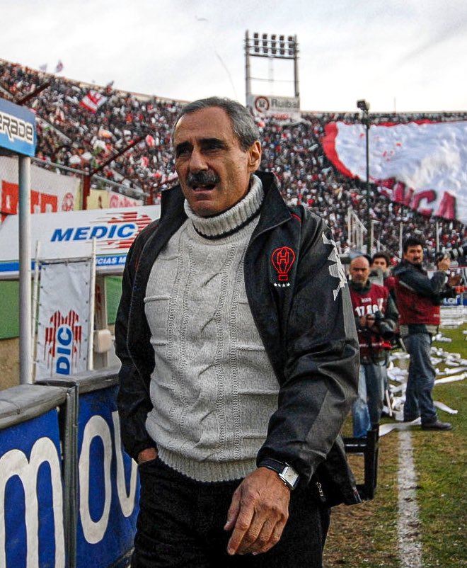 dataref_ar's tweet image. 👤 Ángel Cappa en @DSportsRadio:

"Si el torneo se define en la última fecha con Vélez no sería una revancha, ya pasó aquello. Esto es 15 años después, no tiene nada que ver. Esperemos que, si se repite, sea al revés.

La herida no sanó nunca. Si hubiera sido una derrota con un…