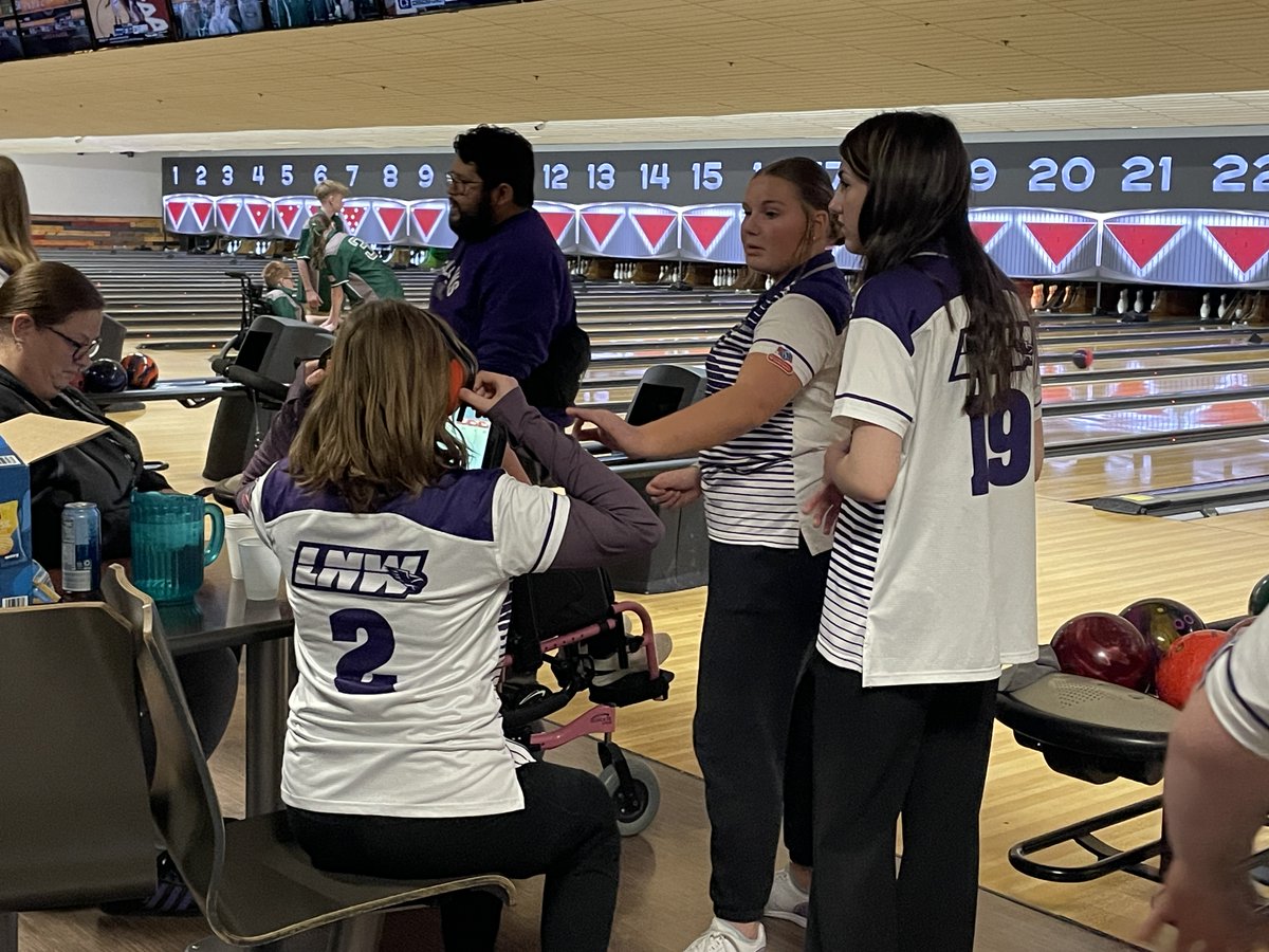 LNWAthletics's tweet photo. Unified Bowling finished up their regular season schedule today with a dual v. LSW. Now on to Districts! 🎳💜 https://t.co/9ld4mvzsQb