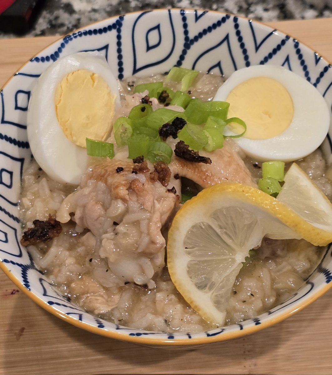 TheGonzoSEO's tweet photo. Y'all ain't getting sick on my watch! It looks ugly but it's so damn good!

#arrozcaldo #lugaw #thecure #peaseporridge
#filipino #madflava #delasoul https://t.co/N5imi3erLR