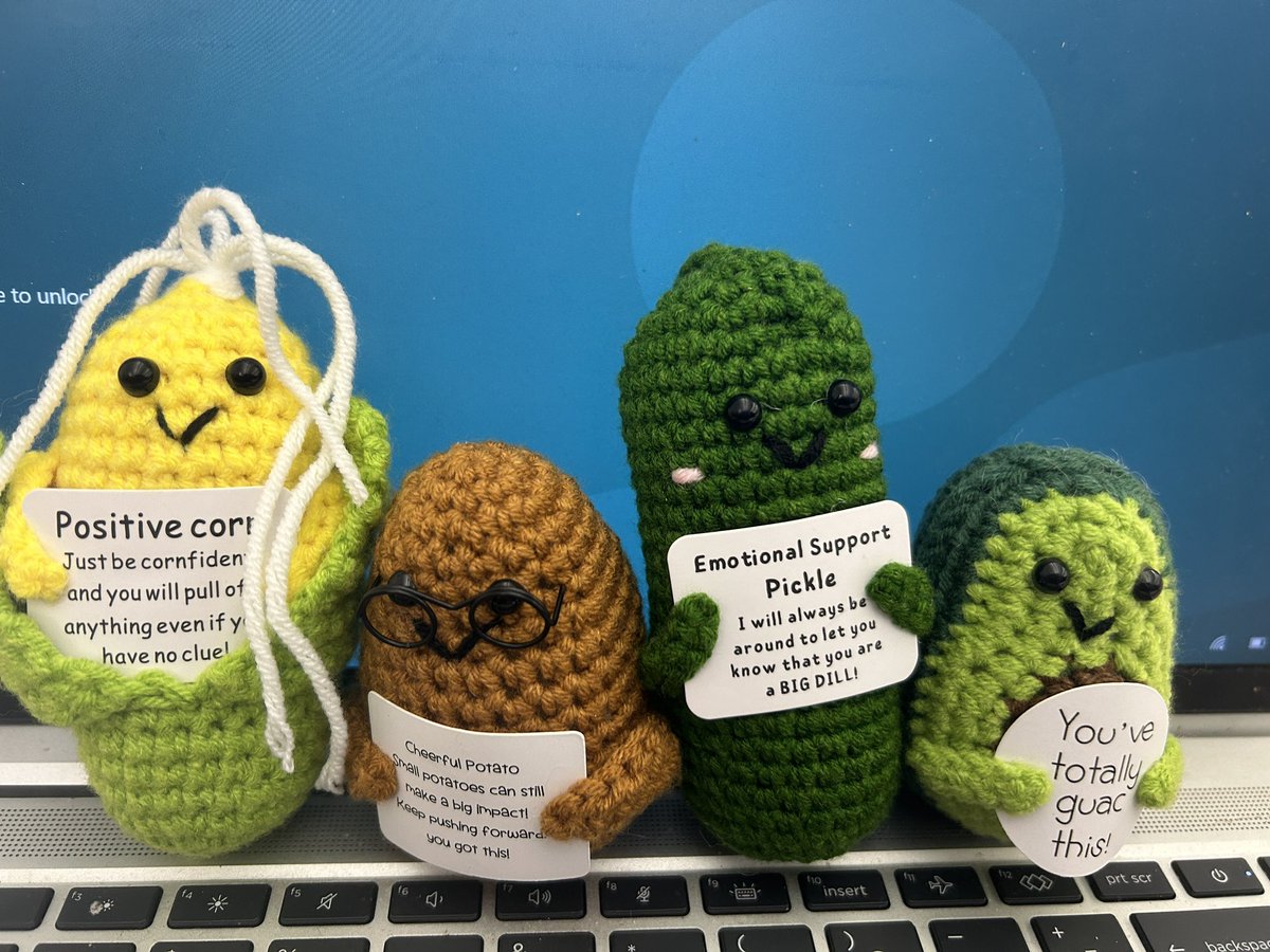 mrssteachct's tweet image. My co-teaching team and I won these today. They were exactly what we needed because today was 🍌s! Only 3 1/2 days until our Thanksgiving break! #teachertired #EmotionalSupport