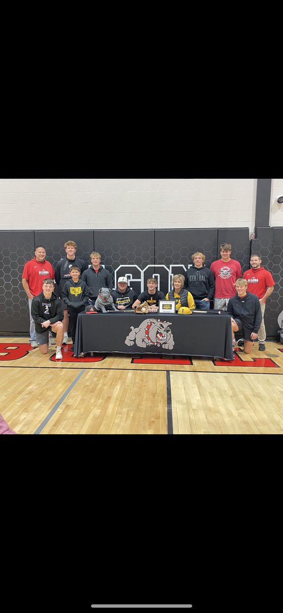 Algona Baseball (@algonabaseball) on Twitter photo Really proud of our guys <a href="/SlagleTate/">Tate Slagle</a> <a href="/AidenUlrich2/">Aiden Ulrich</a> for their signing to play baseball at Central College and the University Of Iowa. It’s A Great Day To Be A Bulldog. Really proud of our guys <a href="/SlagleTate/">Tate Slagle</a> <a href="/AidenUlrich2/">Aiden Ulrich</a> for their signing to play baseball at Central College and the University Of Iowa. It’s A Great Day To Be A Bulldog.
