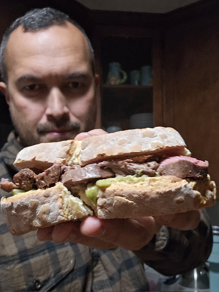EstelaWildEd's tweet photo. I have always been more of a cook than a baker. I self-imposed a challenge to bake more bread this fall. Here is a simple peasant loaf that turned my tenderloin from yesterday's hunt into a perfect Sammie. #moist #crusty #breadmaker #survivalkitchen #DIY #homemade https://t.co/irXsAWKXKw