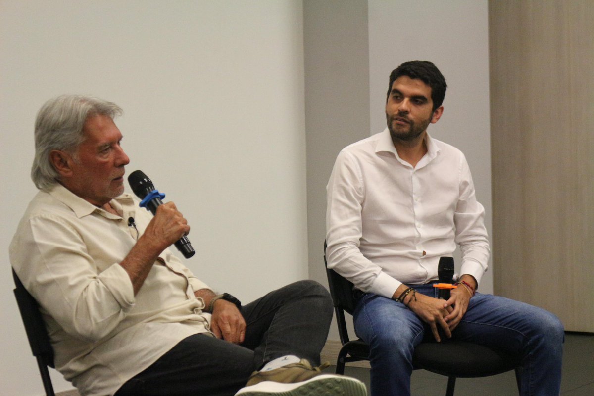 hernancadavidma's tweet photo. Hoy tuvimos nuevo diálogo de #FormAccion. 

Juan Raúl Vélez, fundador de la empresa ‘Cueros Vélez’ 

Una historia de vida, de persistencia, de ver oportunidad en las dificultades 

Lecciones para los jóvenes que hoy emprenden y sueñan su propio proyecto de vida https://t.co/UmLohPVwtH