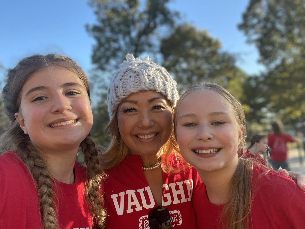 5thgradecamp24's tweet photo. Cuties 🩷🩷 https://t.co/bVihtZpkCC